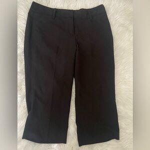 Larry Levine Black Capri Pants Size 16